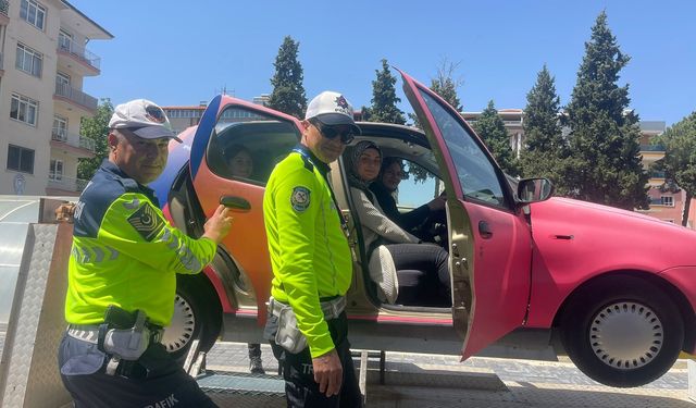 Kula’da emniyet kemerinin önemi simülasyon aracı ile anlatıldı