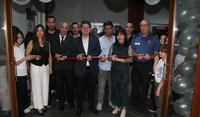 Kula’da ortaokul öğrencilerinden anlamlı sanat buluşması