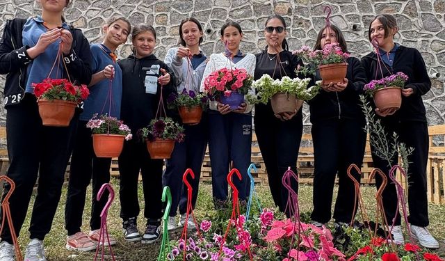 Manisa'da geri dönüşümle doğal yaşam sınıfı kuruldu