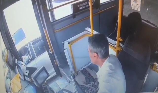 Otobüs şoförüne direksiyon başında silahlı saldırı: O anlar kamerada
