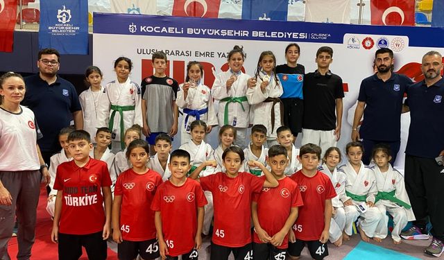 Yunusemre'nin süper minikleri Manisa'yı gururlandırdı