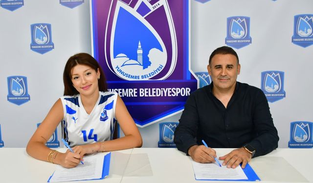 Yunusemre genç oyuncu Esennur Atay'ı yuvaya döndürdü