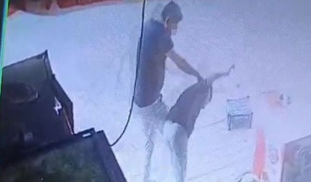 Sipariş verdiği marulu beğenmeyen müşteri, market çalışanı çocuğu darp etti