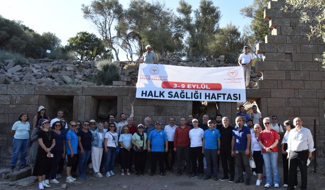 Aigai antik kentinde sağlık için yürüdüler