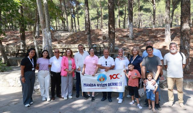 Başkan Balaban otizmli bireylerle kahvaltıda buluştu