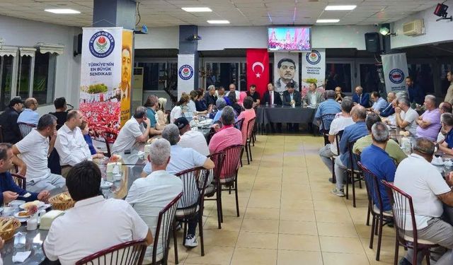 Eğitim-Bir-Sen’den Turgutlu’da Dayanışma ve İstişare Toplantısı