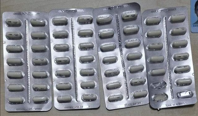 Şüphelilerden uyuşturucu ve tabanca ele geçirildi