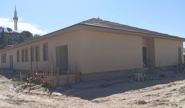 Yarım kalan okul inşaatı yeniden başlıyor
