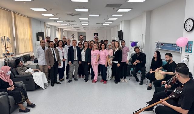 Sanatla Umuda Dokunuş etkinliği hastalara moral oldu