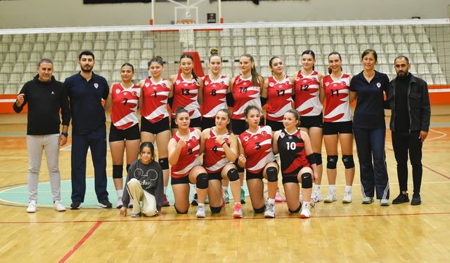 Yunusemre'nin sultanlarından yeni sezonun ilk galibiyeti