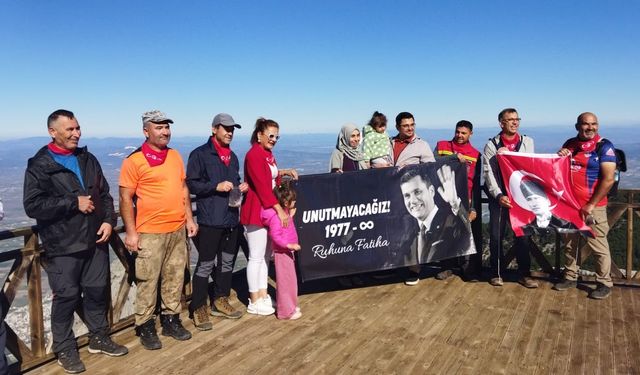 Manisa'da 'Şehitlikten zirveye' 1500 metrelik anma tırmanışı