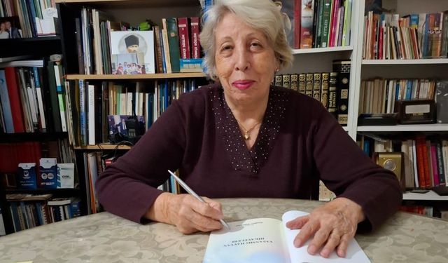 Sadberk öğretmen, 4 kitabını okurlarla buluşturuyor