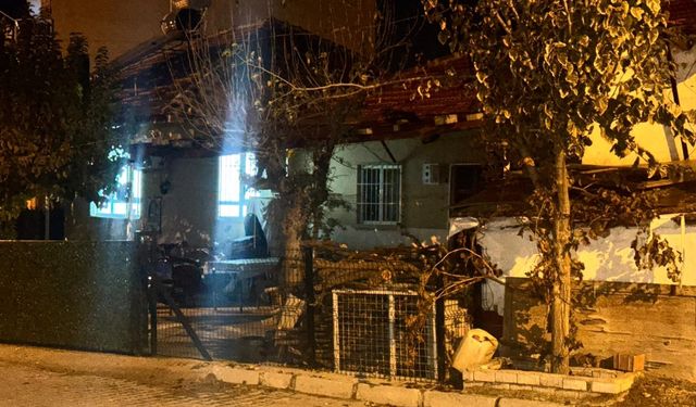 Tüfekle oynarken kız arkadaşının ölümüne sebep olan liseli çocuk tutuklandı