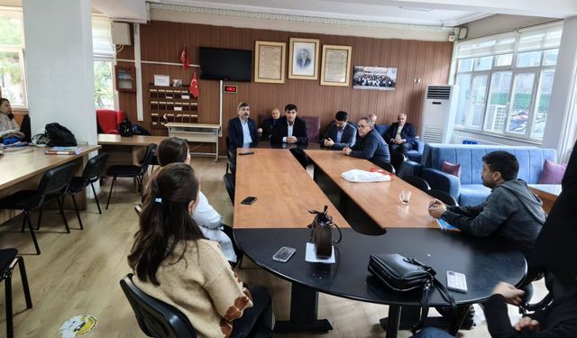 Eğitimcilerin sesi Şehzadeler’de yükseldi