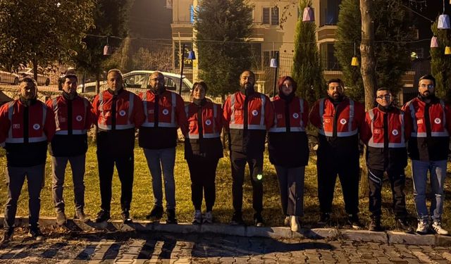 SOSEV'den arama kurtarma ekibine ekipman desteği