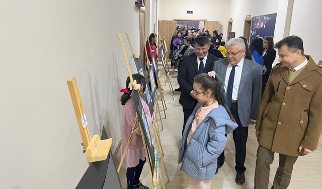 Alaşehirli öğrencilerden Filistin’e duygu dolu şiirlerle destek