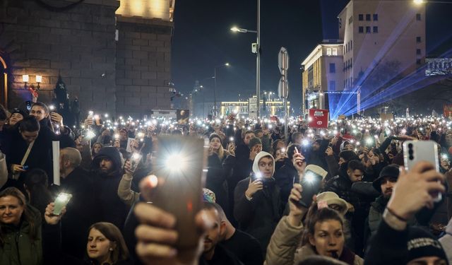 Bulgaristan'da 25'ten fazla şehirde hükümet karşıtı protesto