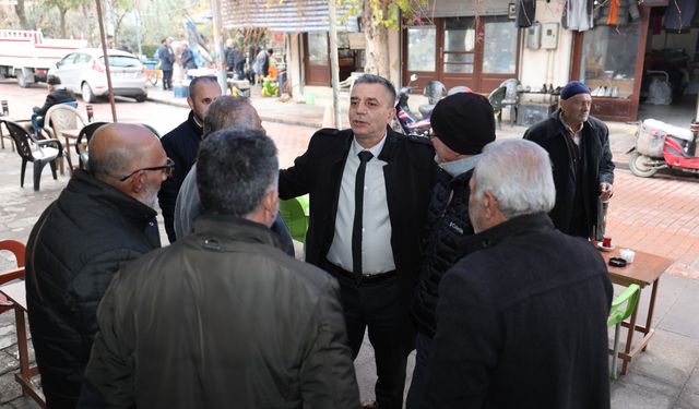 Şehzadeler Başkanı Şimşek çarşı esnafıyla bir araya geldi