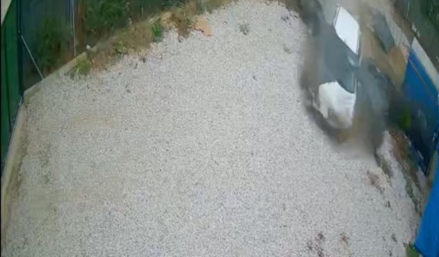 Direksiyon hakimiyetini kaybeden sürücü ölümden böyle döndü