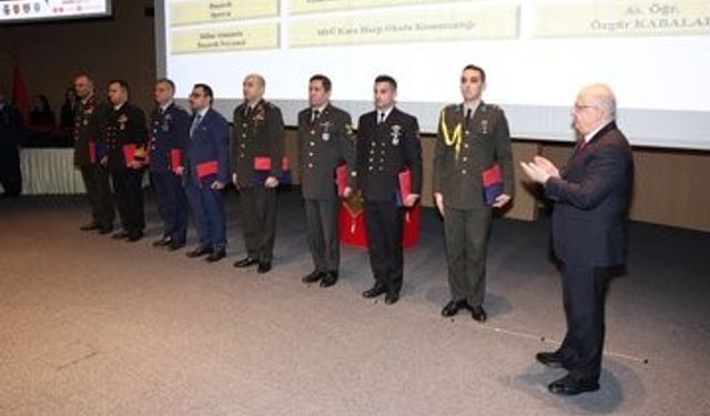 Bakan Güler: "Hiçbir terör örgütünün bölgede kök salmasına müsaade etmeyeceğimizi bir kez daha hatırlatmak istiyorum"