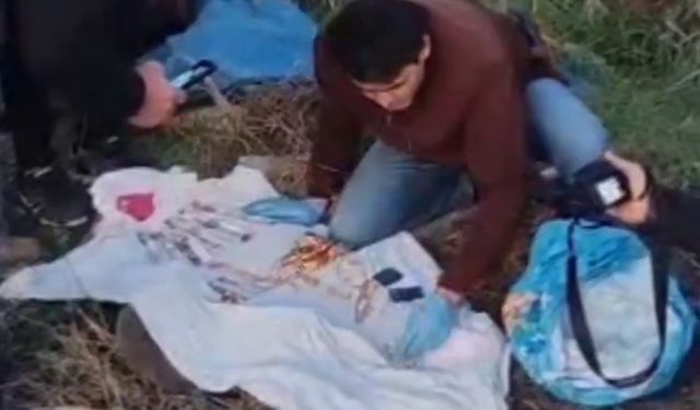 Filmleri aratmayan milyonlarca liralık kuyumcu soygununda, altınlar 4 farklı noktada toprağa gömülü bulundu