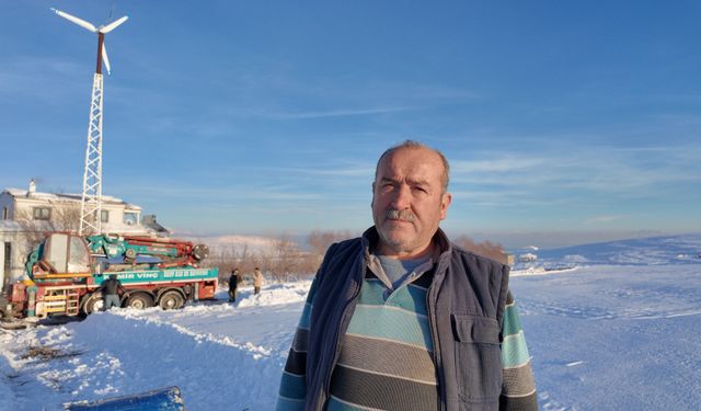 Dededen kalma mesleğini geliştirerek rüzgârgülü imalatı yapıyor