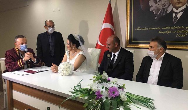 Kahreden tesadüf: 6 yıl önce annesi patates püresinden, kızı ise elma yerken öldü