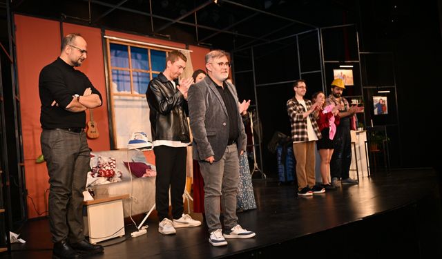 ‘Şiddetli geçimsizlik’ dünya prömiyerini Manisa’da yaptı