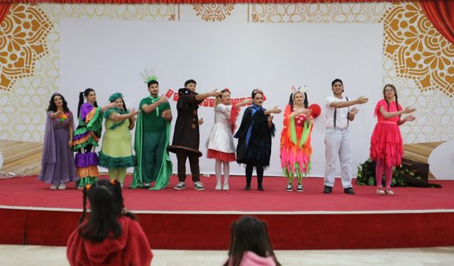 Çocuklar sağlıklı beslenmeyi tiyatroyla öğrendi