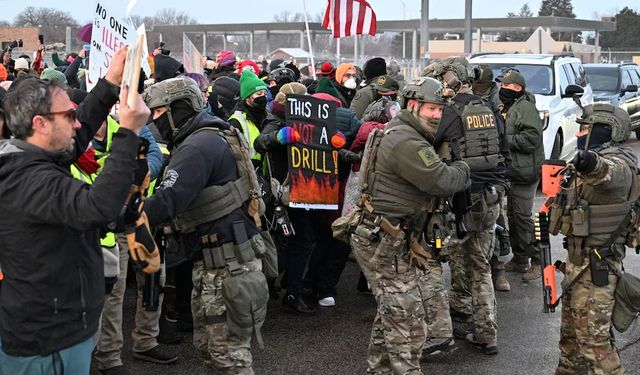 ABD'de binlerce kişi ICE'i protesto etmek için sokaklarda