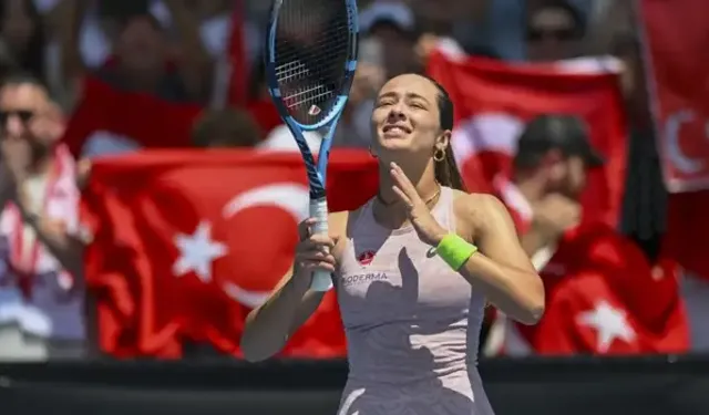 Milli Tenisçi Zeynep Sönmez, 3. turda Yulia Putintseva'ya 2-1 yenilerek veda etti