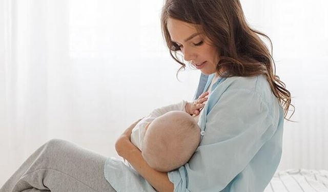 "Sütüm fazla ama bebeğim huzursuz" diyorsanız nedeni hiperlaktasyon olabilir