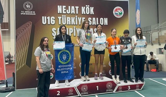 Manisalı atletlerden Türkiye üçüncülüğü