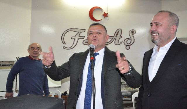 Salihli'de 4 başkan değişti, 8 başkan güven tazeledi