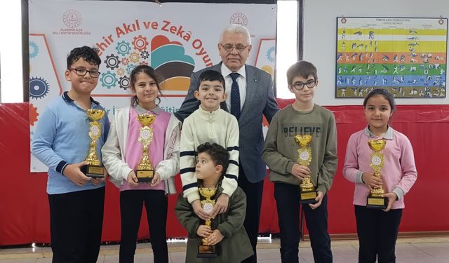 Alaşehir'de 81 öğrenci ilçe şampiyonluğu için yarıştı