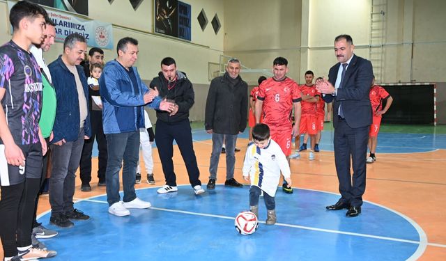 DMD hastası Rahmi Kerem için düzenlenen futsal turnuvası başladı