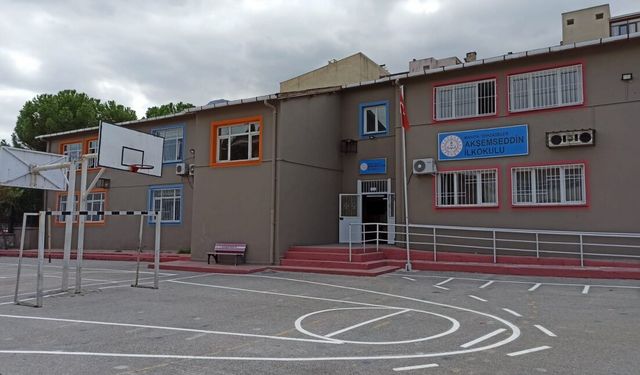 Akşemseddin Ortaokulu Aylık Okul Gazetesini yayınladı