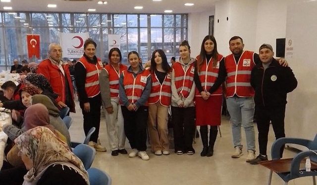 Sarıgöl’de Kızılay’dan gönülleri ısıtan iftar seferberliği