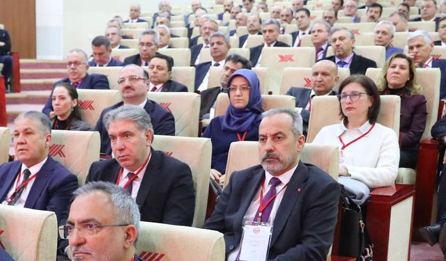 Rektör Kibar Üniversitelerarası Kurul Toplantısı’na katıldı