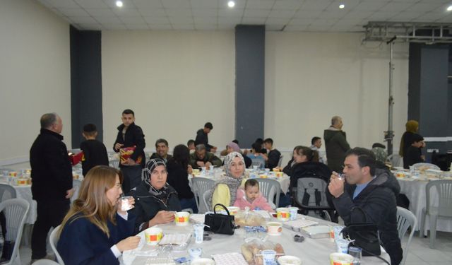 Selendi'de eğitim camiası aynı sofrada buluştu