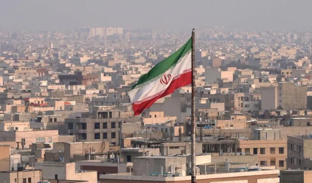 İran Devrim Muhafızları Ordusu: Netanyahu’nun ofisi hedef alındı