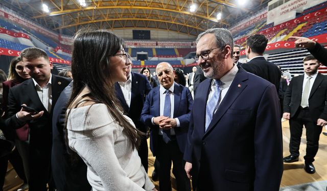 Kasapoğlu, Manisalılarla iftar sofrasında buluştu