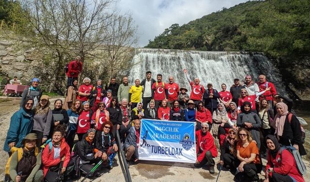 Doğa tutkunları Homeros Vadisi’ni keşfetti