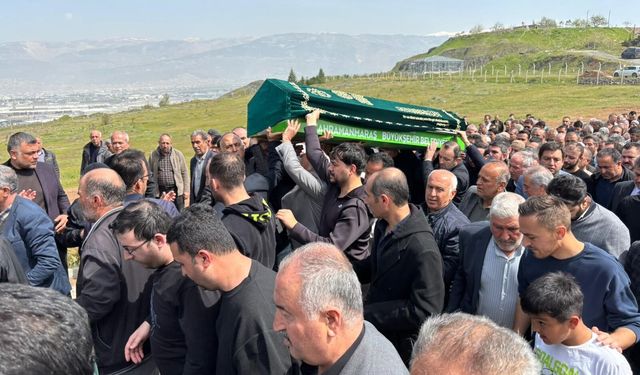 Okul saldırısında hayatını kaybeden Yusuf Tarık son yolculuğuna uğurlandı