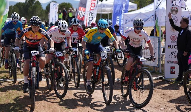 6 ülkeden 649 sporcu Ferdi Zeyrek Kupası için ter döktü