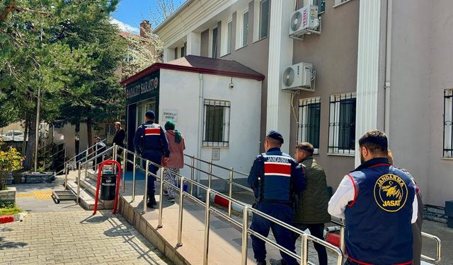 İntihar ettiği söylenen genç kadının cinayete kurban gittiği ortaya çıktı