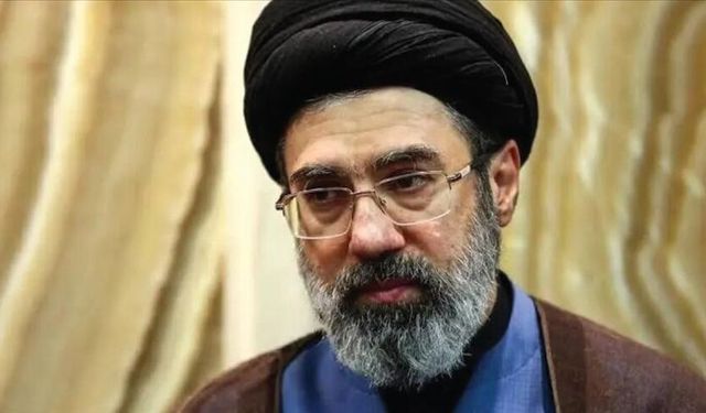 İran dini lideri Hamaney’den İsrail ve ABD’ye karşı direnişe devam edileceği mesajı