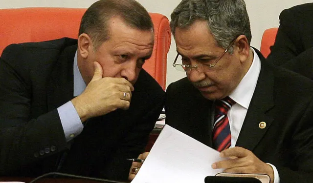 Bülent Arınç'tan ayrı parti çıkışı: Net konuştu