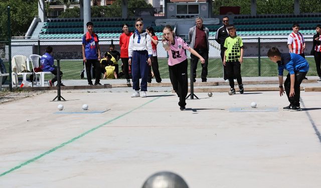 Manisa’da Okul Sporları Bocce Grup müsabakaları başladı