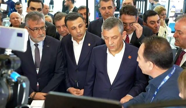 Özgür Özel "Kaan'ın yerli milli motoruyla uçacağı günü dört gözle bekliyoruz"